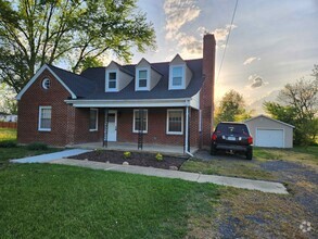 Building Photo - 9577 Shenandoah Dr