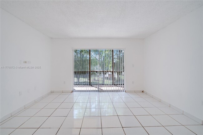 Foto del edificio - 13700 SW 62nd St
