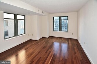 Building Photo - 1150 K St NW