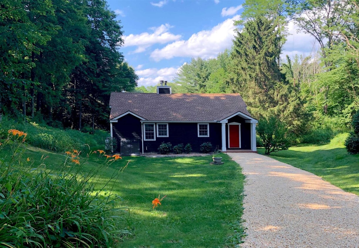 Foto principal - 117 Mill Rd