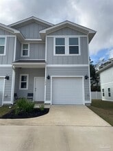 Building Photo - 1639 Iroquois Ct