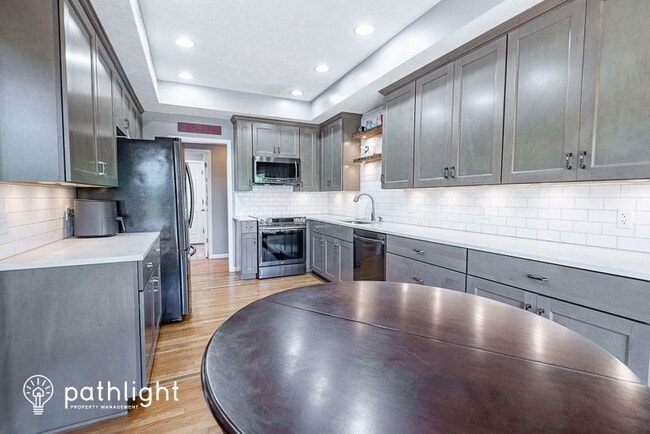 Building Photo - 4687 South Kimbrough Avenue