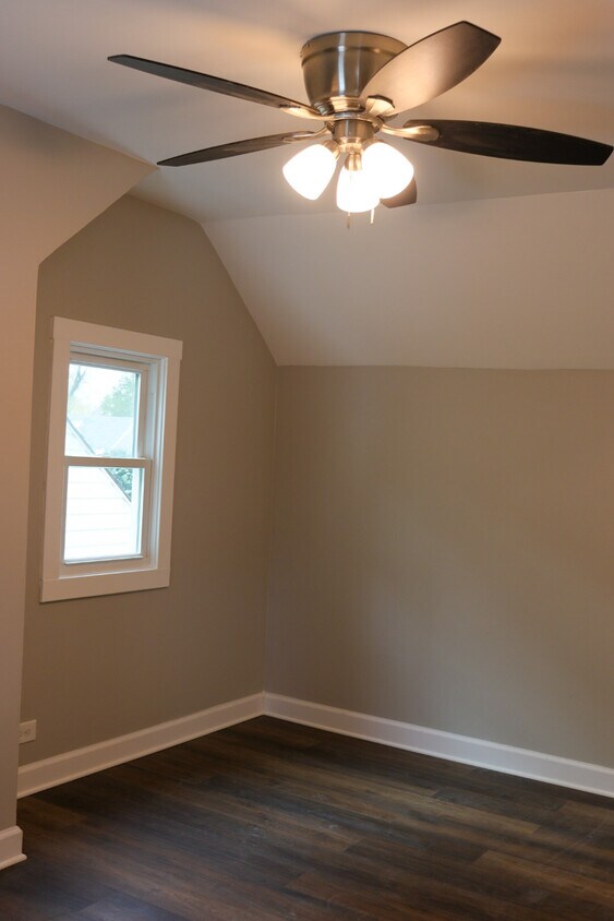 Foto principal - 12237 S May St