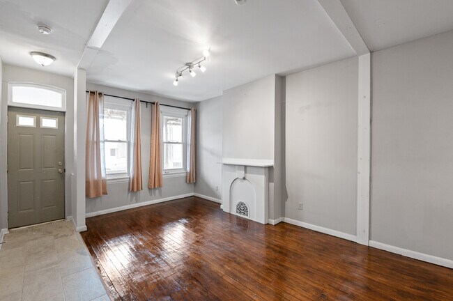 Foto del edificio - 612 N 42nd St