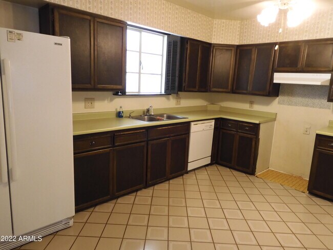 Foto del edificio - 2825 N 33rd St