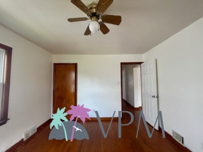 Building Photo - 2924 Prast Blvd