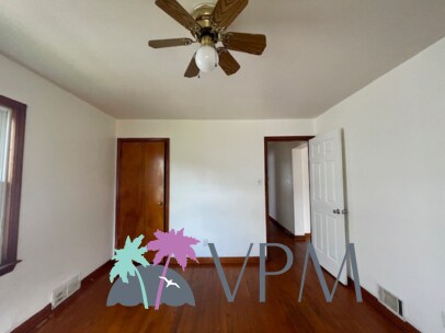 Foto del edificio - 2924 Prast Blvd