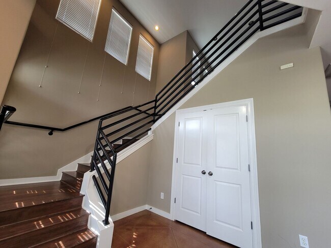 Foto del edificio - 4500 Avenue C