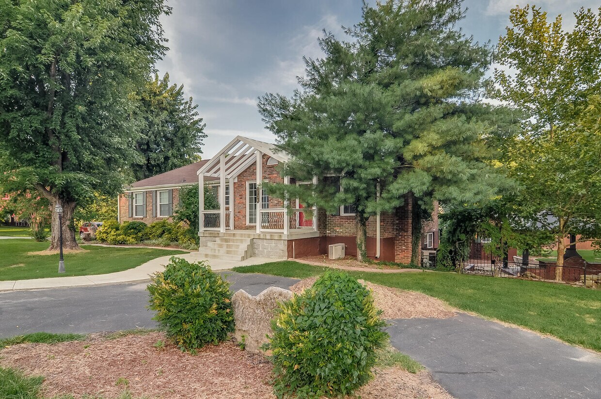 3734 Baxter Ave Unit 3734, Nashville, TN 37216 Apartments in