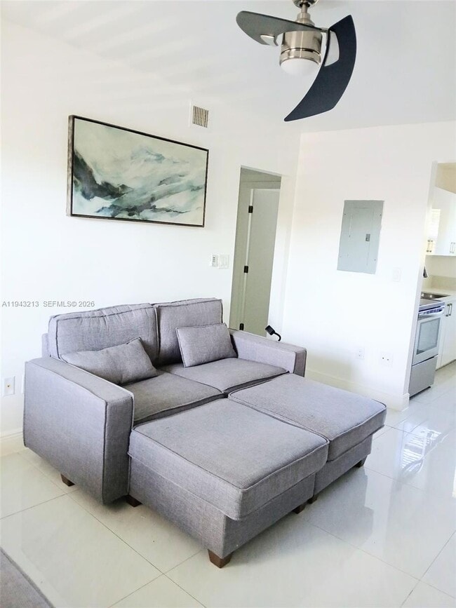 Foto del edificio - 1767 NW 3rd Ave