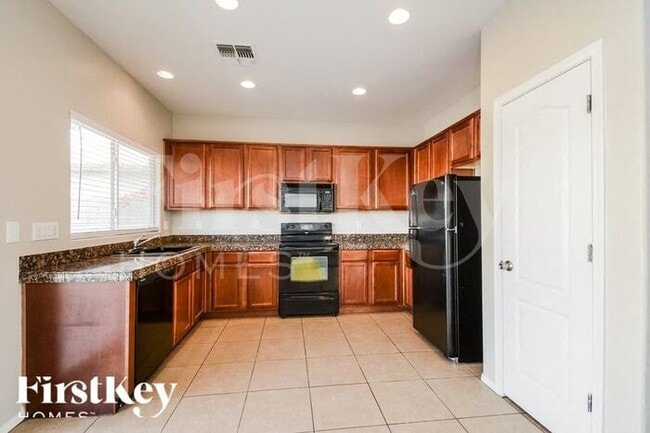 Foto del edificio - 11614 W Harrison St