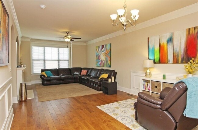 Building Photo - 1440 Jardin Ct