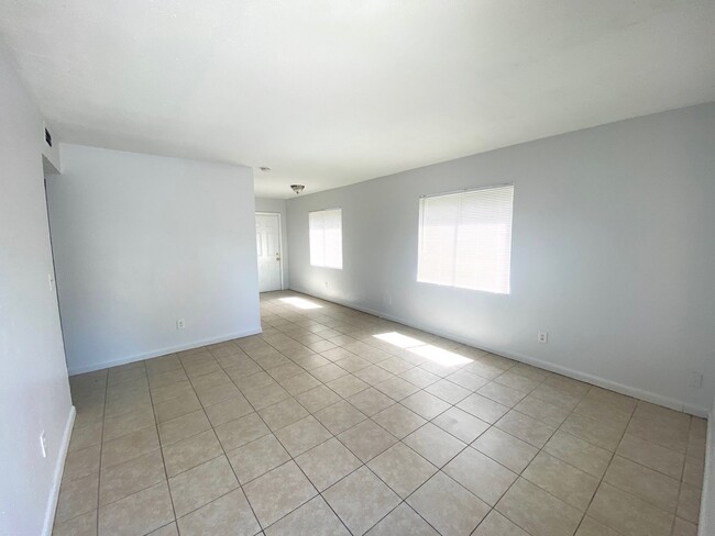 Foto del edificio - 217 57th Ave E