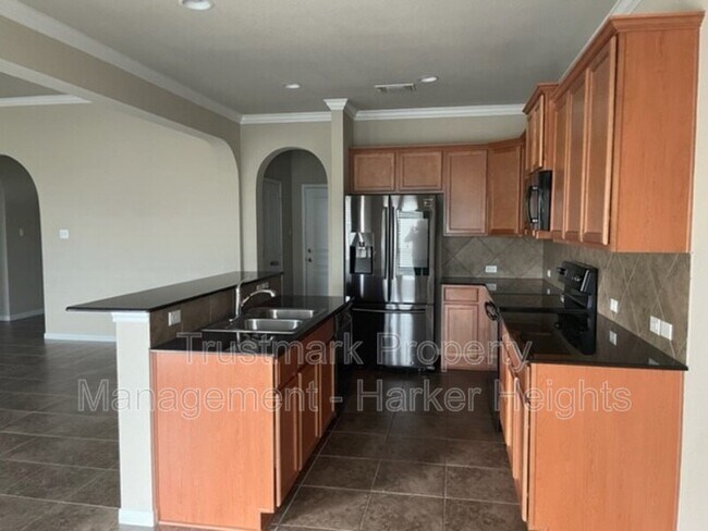 Foto del edificio - 8121 Iron Gate Dr