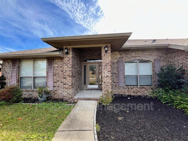Building Photo - 2808 Shoni Dr
