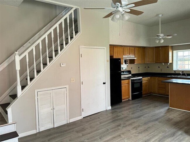 Foto del edificio - 1137 E 3rd St