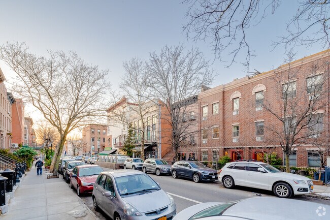 Foto del edificio - 219-221 Union St