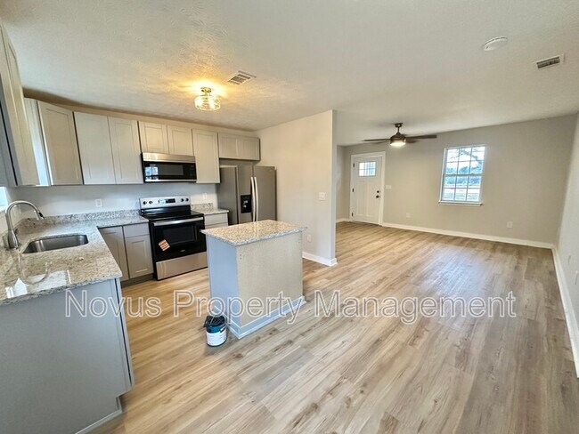 Foto del edificio - 427 Old Newnan Rd