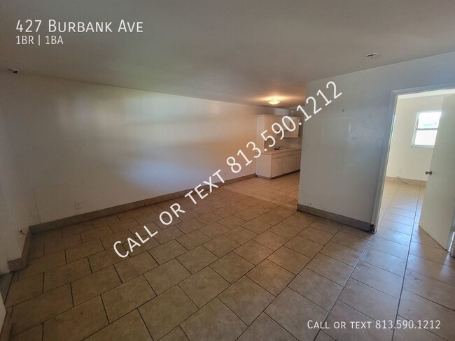 Foto del edificio - 1 bed 1 bath Cute Lakeland Apartment