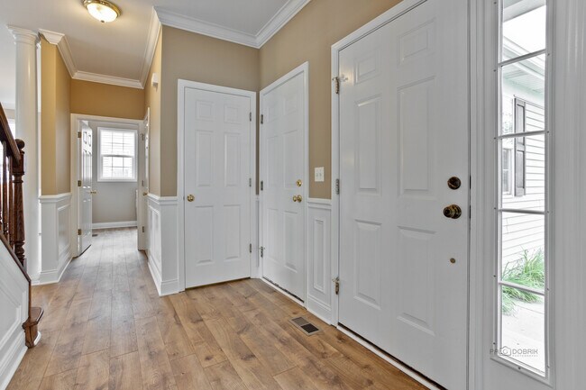 Building Photo - 1188 Shawford Way