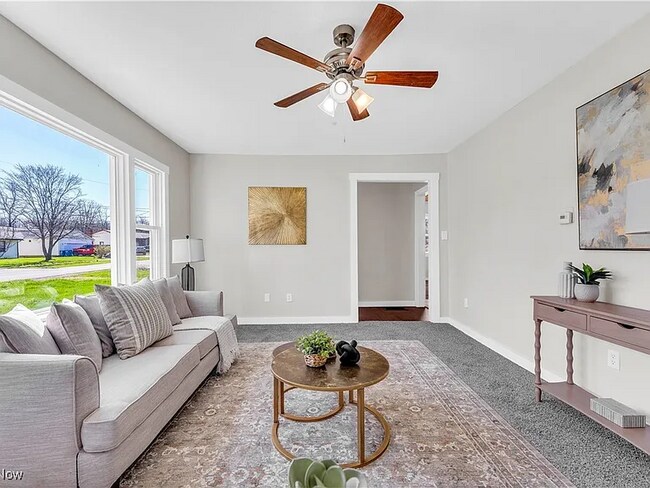 Foto del edificio - 4238 Laurel Rd