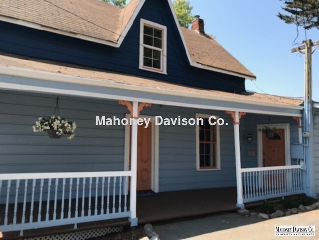 Building Photo - 260 Cinnabar Ave