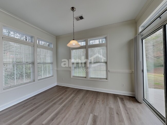 Building Photo - 440 Tortoise Ln