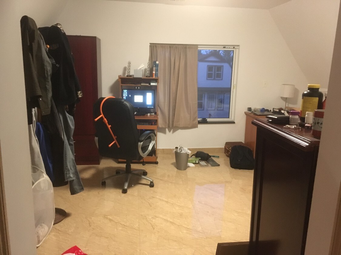 Foto del edificio - 317 Hamilton St