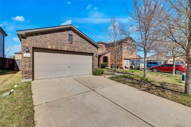 Building Photo - 6828 Ashen Ln