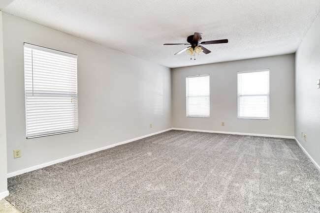 Building Photo - 14169 Clapboard Dr