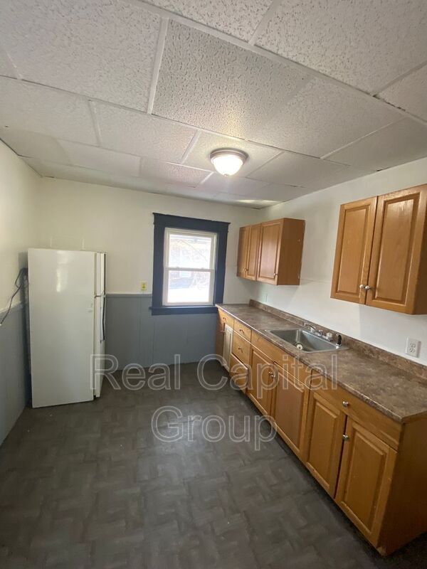 Building Photo - 709 Townsend Pl