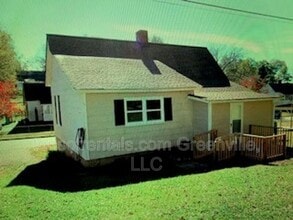 Building Photo - 9 E St