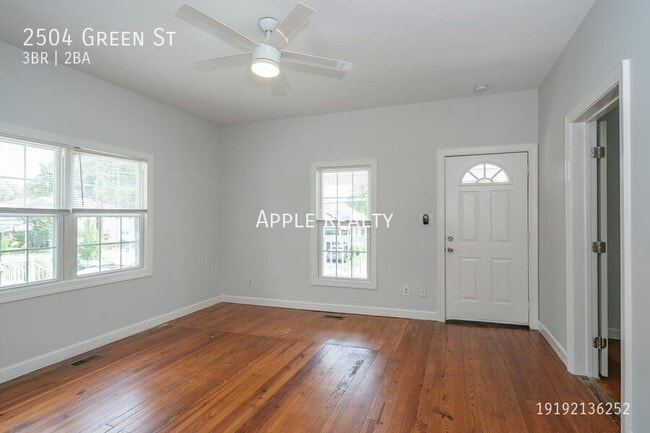 Building Photo - 2504 Green St