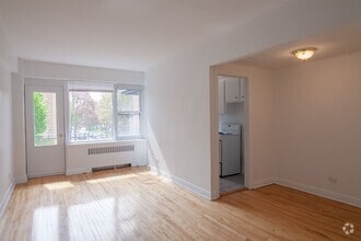 Building Photo - 10 Av. Rosemount