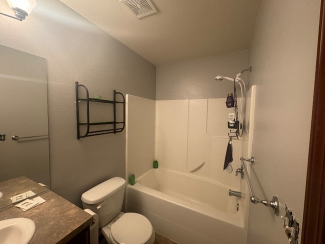 Building Photo - 2910 Alyssa Ct SE