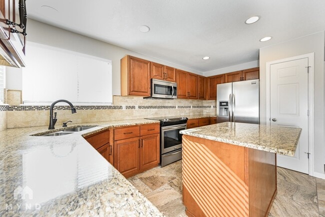 Foto del edificio - 19609 E Elk Creek Dr