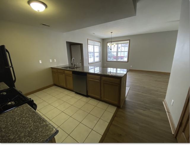 Building Photo - 347 Mosaic Ln