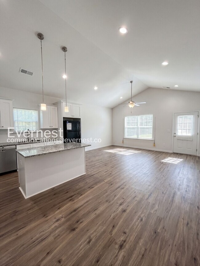 Foto del edificio - 2633 Hemphill St