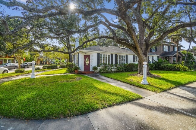 Foto del edificio - Beautiful Home on Davis Island