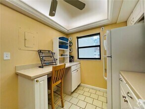 Building Photo - 7430 S Ocean Dr
