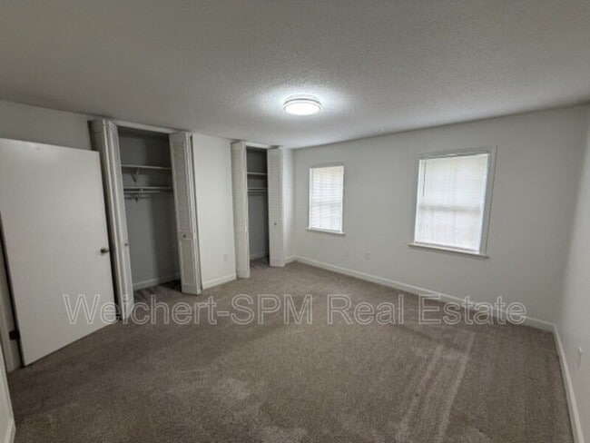 Building Photo - 5730 Quince Rd