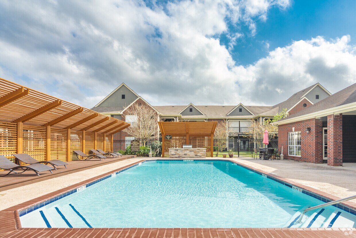 Eagles Landing Apartments in Beaumont, TX