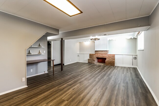 Foto del edificio - 3832 Elljay Dr
