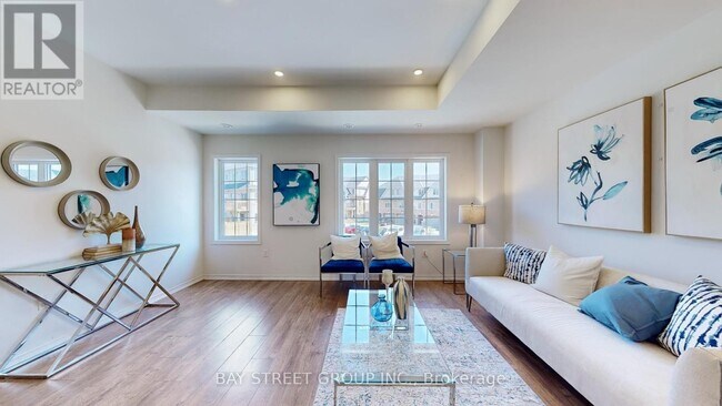 Photo du bâtiment - 2695 Magdalen Path