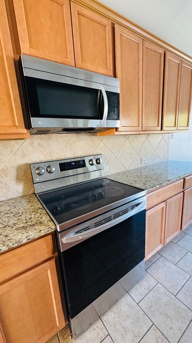 Foto del edificio - 112 Hendelson Ln