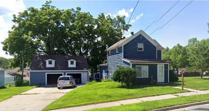 Building Photo - 313 8th Ave N