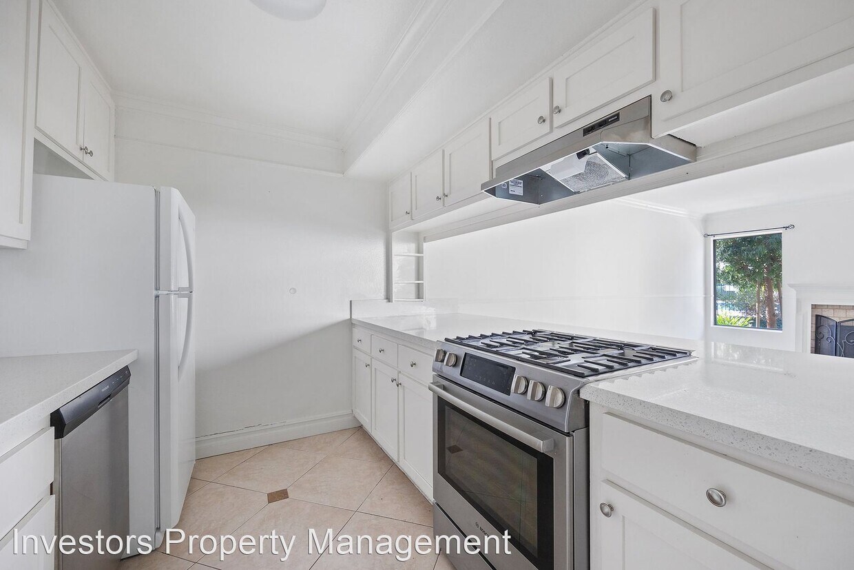 Primary Photo - 1 br, 1 bath House - 1360 Cabrillo Park Dr...