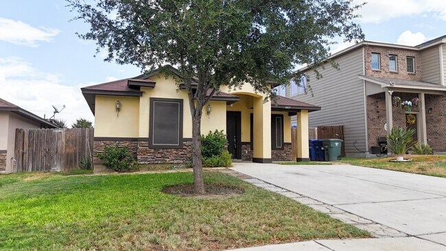 Foto del edificio - 4409 Gloria Dr