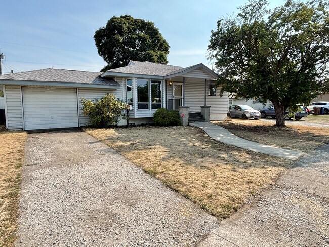 Foto del edificio - 3820 E Carlisle Ave