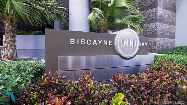 Foto del edificio - 900 Biscayne Blvd